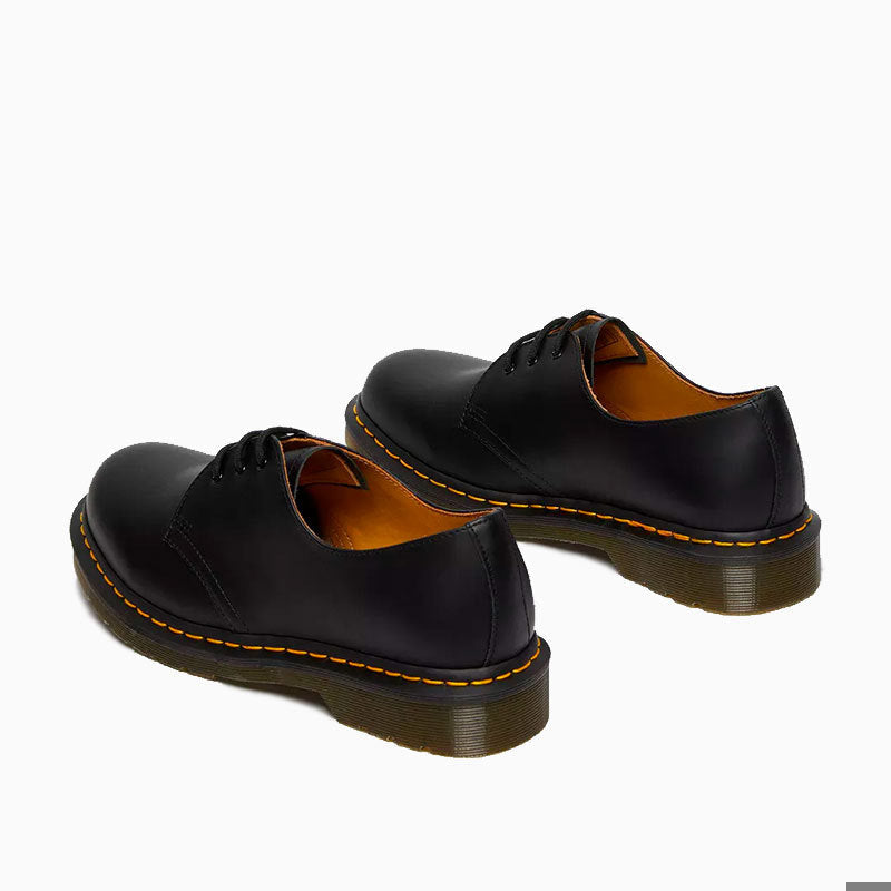 Marca:
                    
                        
                            Dr. Martens
                        
                    
            
                    Zapatos   Dr. Martens  Negro 1461
