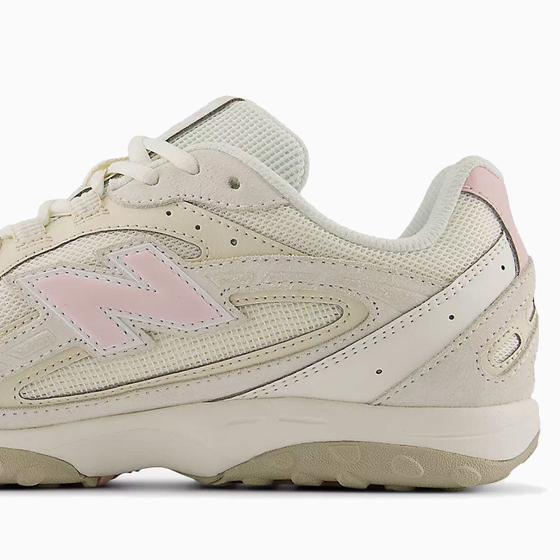 Marca:
                    
                        
                            New Balance
                        
                    
            
                    Zapatillas   New Balance  Beige 204 U