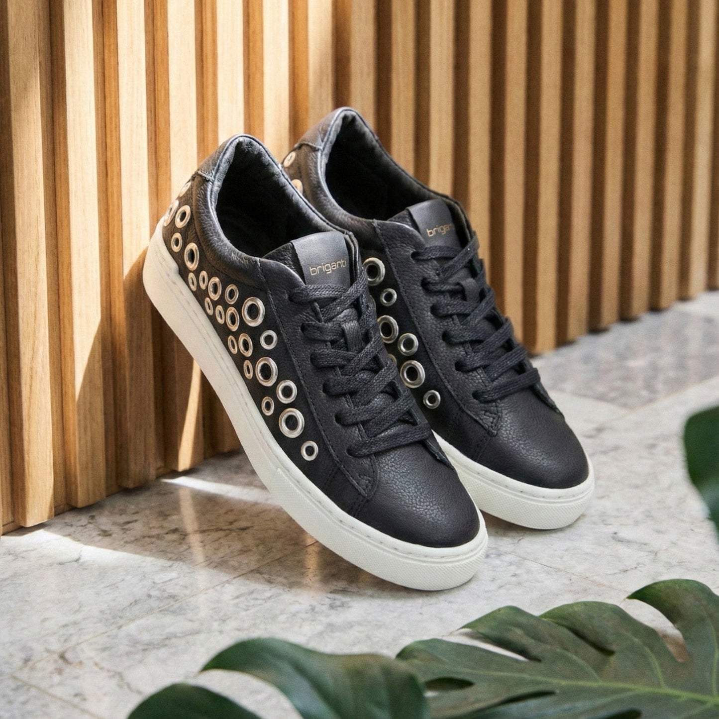 ZAPATILLA NOVA NEGRA